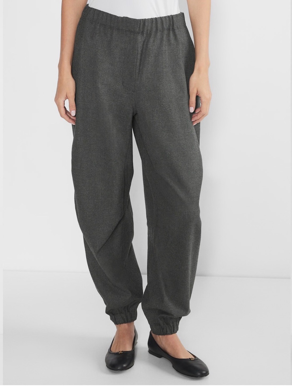 Babaton Charcoal Elastic-Waist Jogger Pants